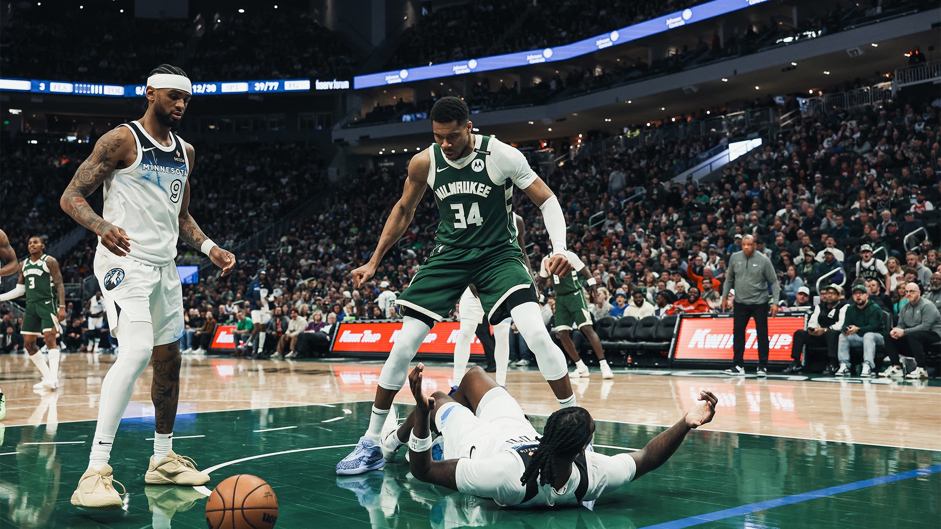 字母哥新星惊险取胜表现惊艳，瑞士队未来可期！